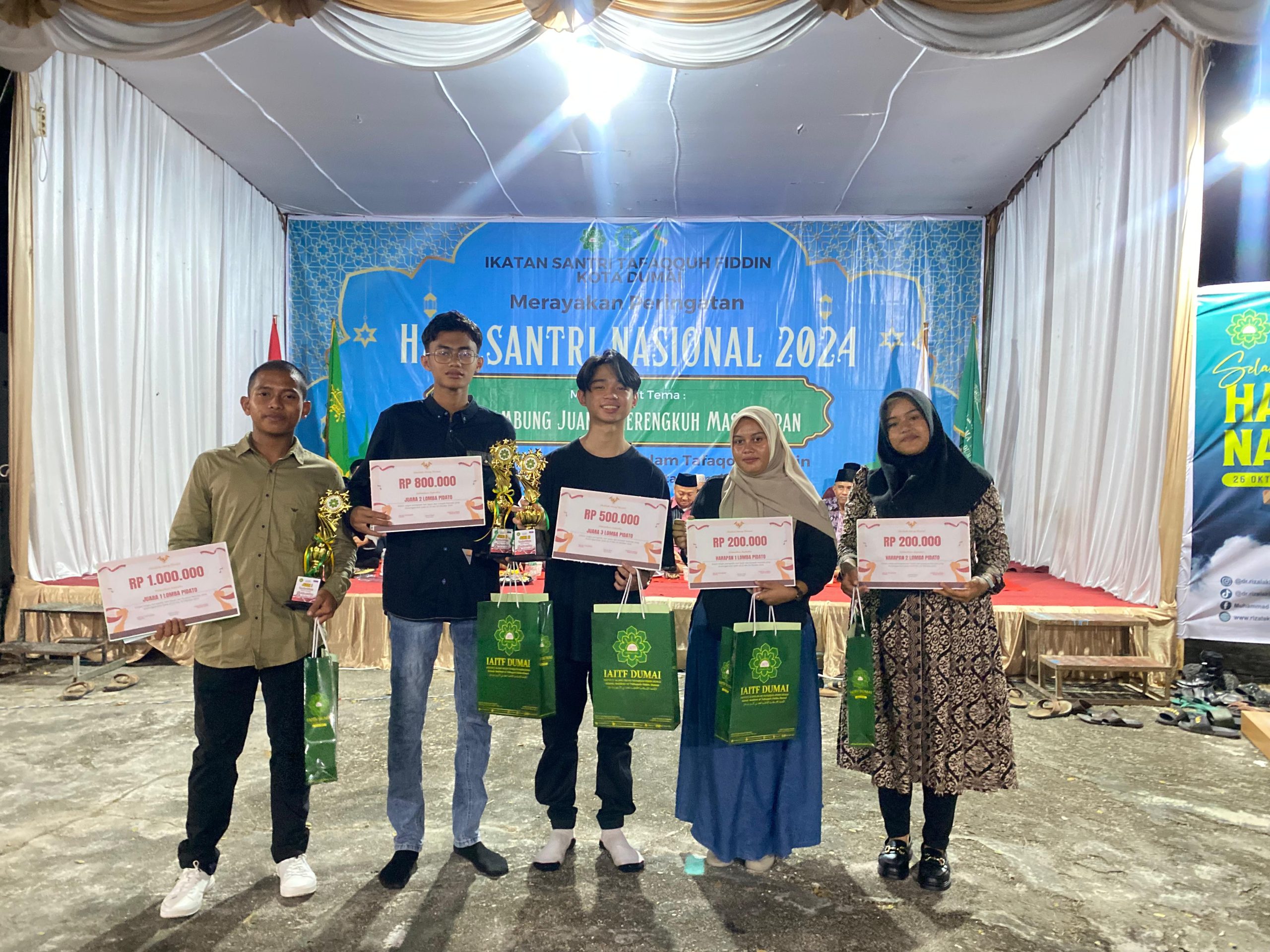 Malam Pengumuman Juara Lomba Pidato di IAITF Dumai: Semarak Hari Santri dan Sumpah Pemuda